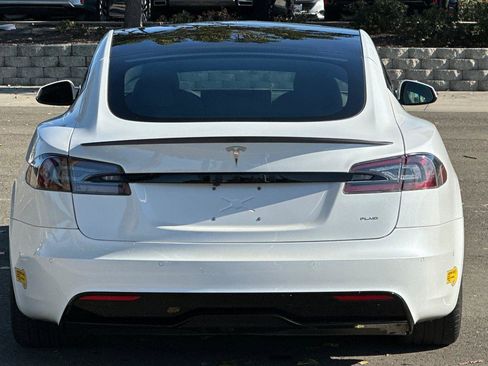 Used 2021 Tesla Model S Plaid image 5