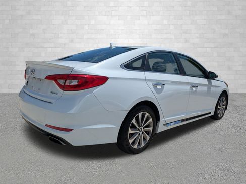 Used 2015 Hyundai Sonata Sport w/ Option Group 03 FWD image 2