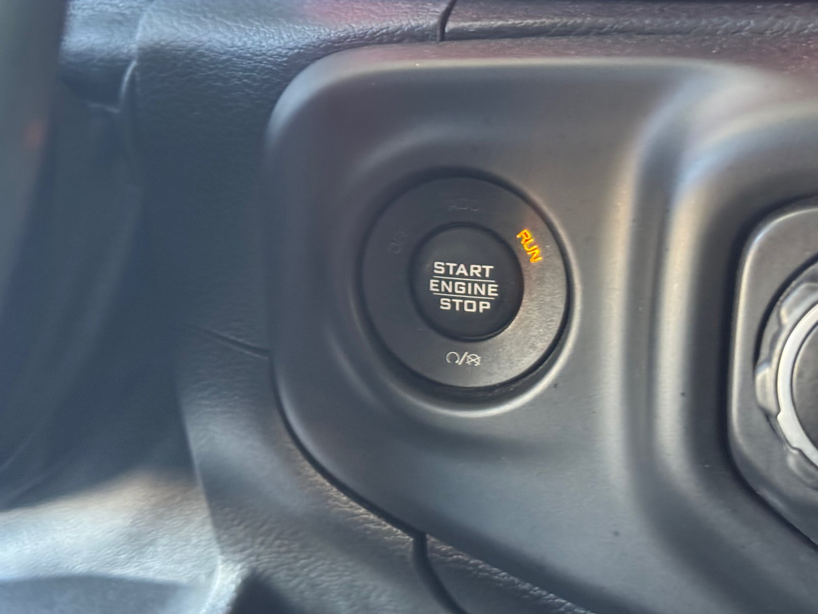 Used 2018 Jeep Wrangler Unlimited Rubicon AWD/4WD image 19