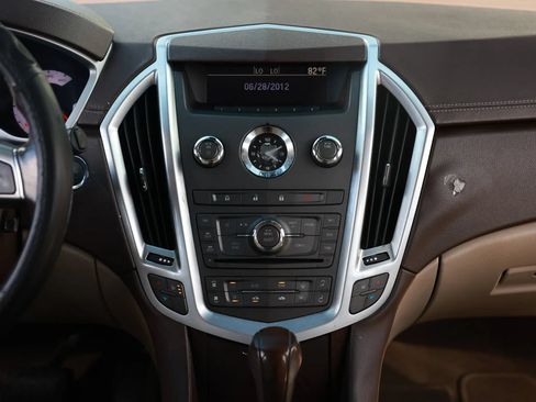 Used 2011 Cadillac SRX Luxury FWD image 38