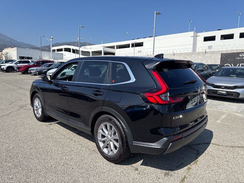 Used 2024 Honda CR-V EX image 6