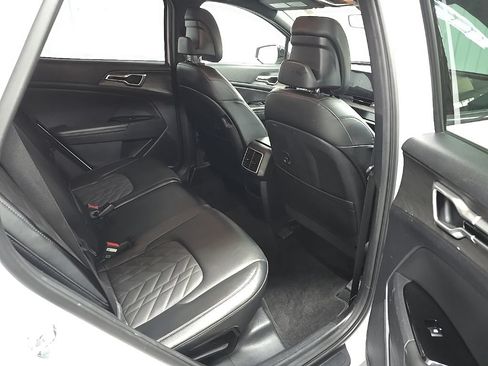 Used 2023 Kia Sportage X-Line AWD/4WD image 16
