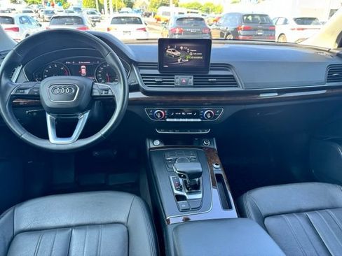 Used 2020 Audi Q5 2.0T Premium w/ Convenience Package AWD/4WD image 26