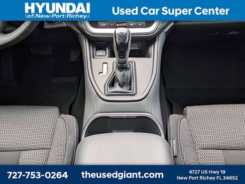 Used 2025 Subaru Outback Premium image 21