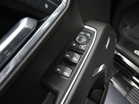 Used 2022 Chevrolet Silverado 1500 LTZ RWD image 14
