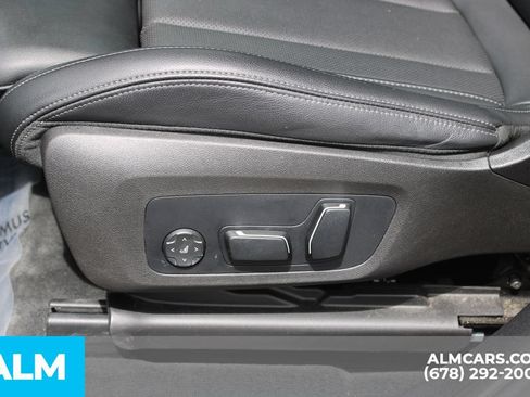 Used 2024 BMW X3 xDrive30i AWD/4WD image 11