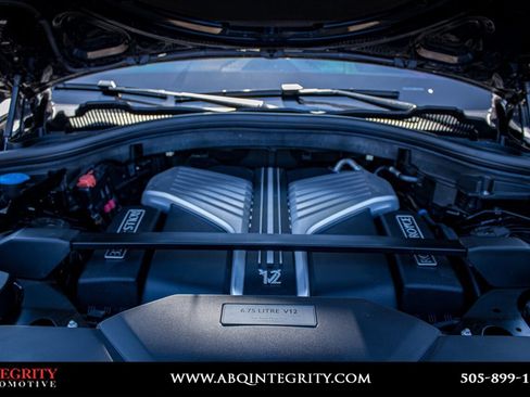 Used 2022 Rolls-Royce Cullinan w/ Dynamic Package image 55