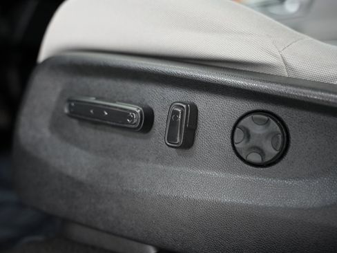 Used 2019 Honda CR-V EX image 50