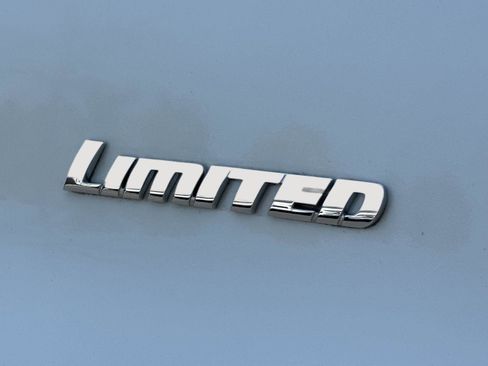 Used 2023 Toyota 4Runner Limited image 10