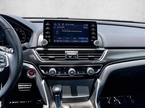 Used 2021 Honda Accord Sport image 8