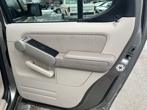 Used 2007 Ford Explorer Sport Trac XLT image 15