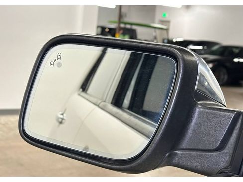 Used 2016 Ford Explorer Platinum AWD/4WD image 32
