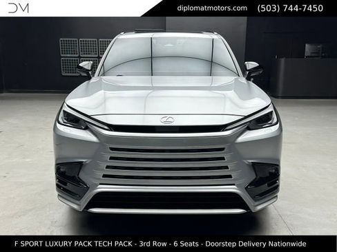 Used 2024 Lexus TX 500h AWD w/ Technology Package image 11