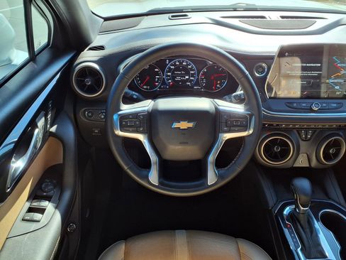 Used 2023 Chevrolet Blazer Premier w/ Enhanced Convenience Package image 16