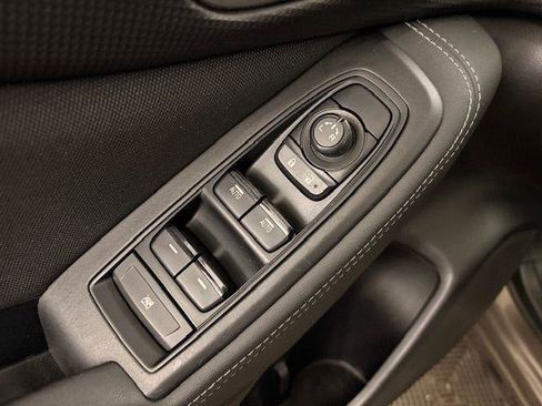 Used 2021 Subaru Forester Premium image 6