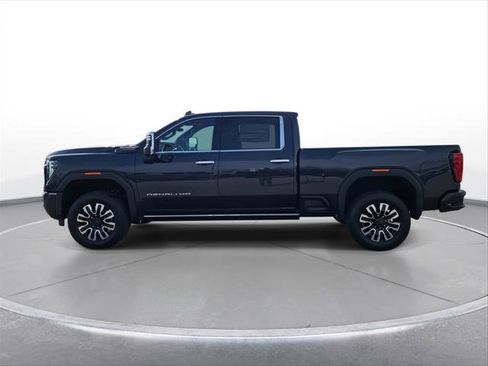New 2026 GMC Sierra 2500 Denali Ultimate image 5