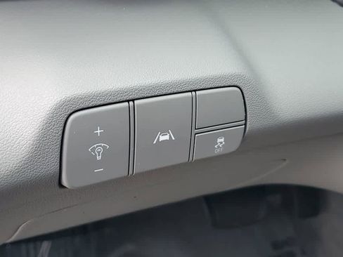 Used 2023 Hyundai Elantra SEL w/ Convenience Package image 19