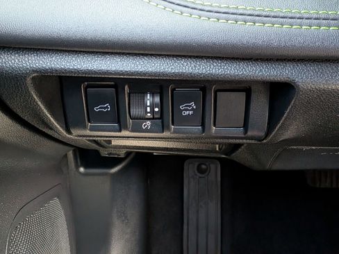 Used 2025 Subaru Outback Onyx Edition AWD/4WD image 18