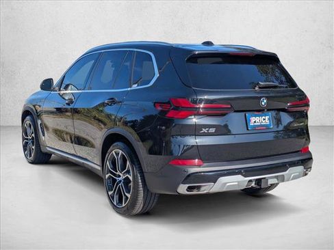 Used 2024 BMW X5 xDrive40i w/ Premium Package AWD/4WD image 8