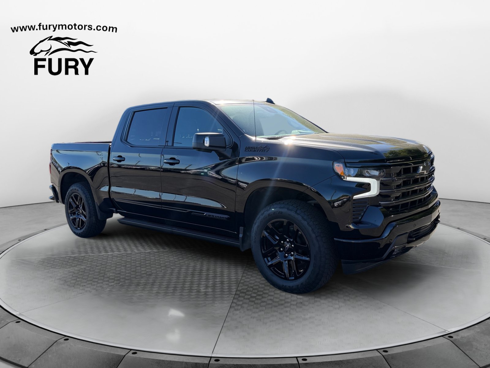 Used 2025 Chevrolet Silverado 1500 High Country w/ Midnight Edition AWD/4WD image 1