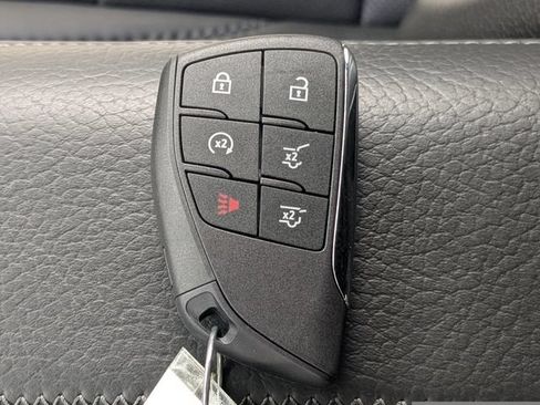 Used 2023 GMC Yukon Denali AWD/4WD image 37