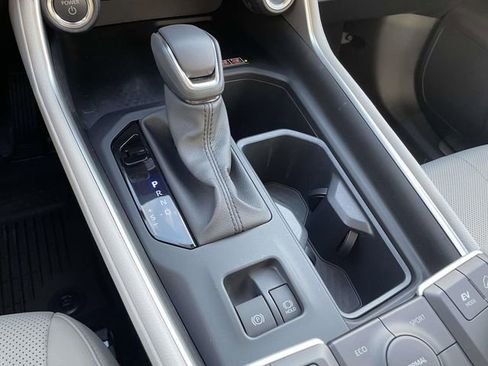 Used 2026 Toyota Grand Highlander AWD Hybrid image 40