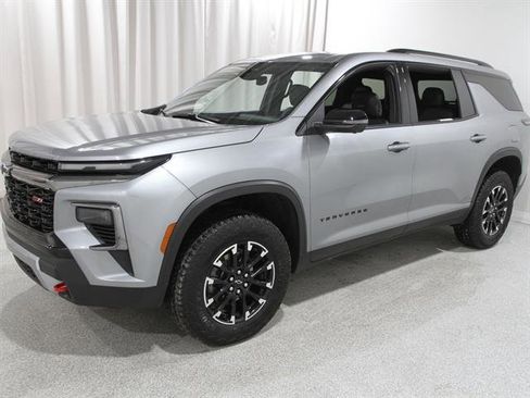 Used 2024 Chevrolet Traverse Z71 w/ LPO, Floor Liner Package image 3