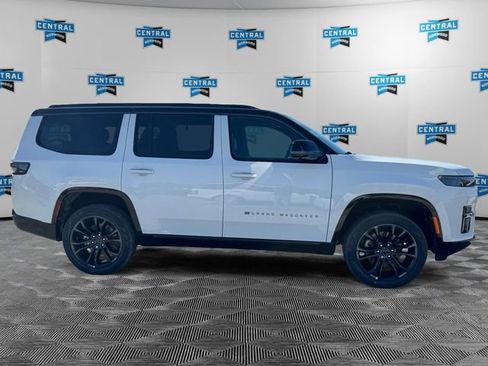 New 2026 Jeep Grand Wagoneer Summit w/ Premium Group III AWD/4WD image 6