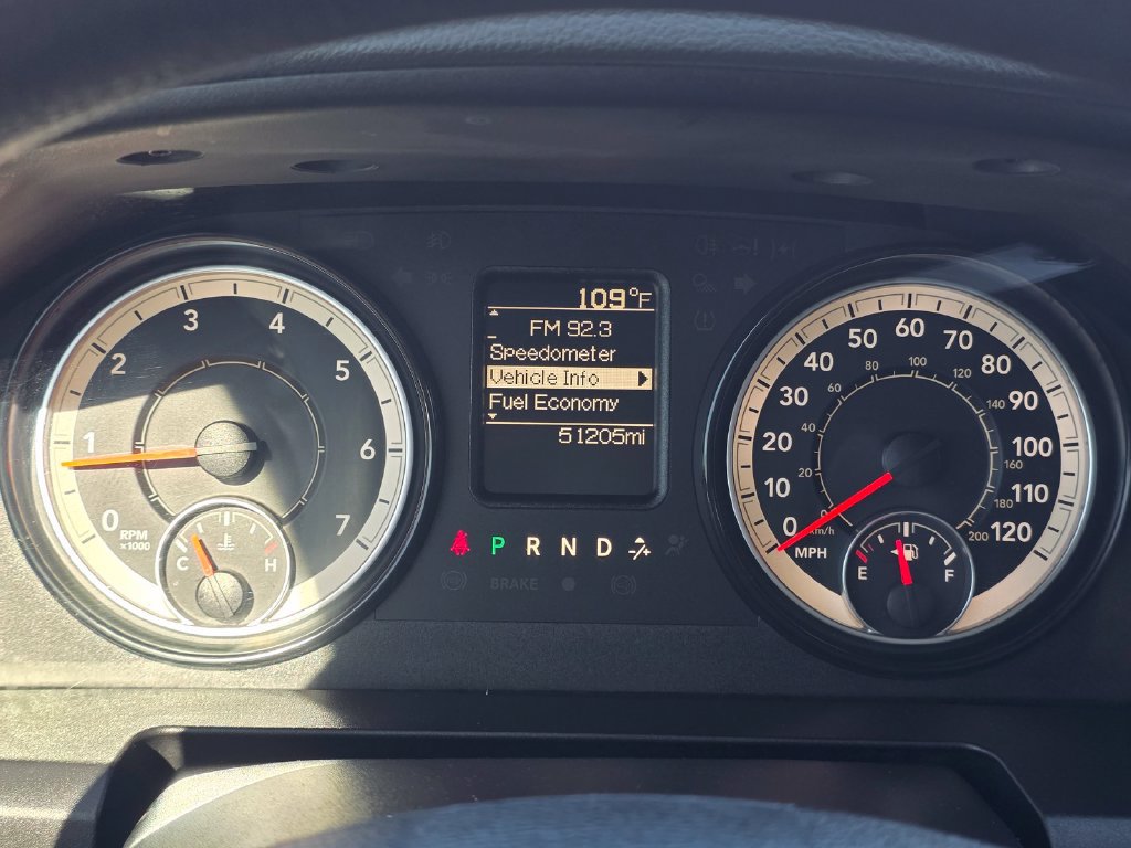 Used 2017 RAM 1500 Express RWD image 33
