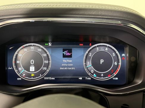 New 2026 Jaguar F-PACE R-Dynamic S image 19