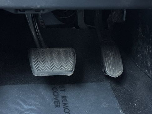 Used 2018 Toyota Prius One image 43