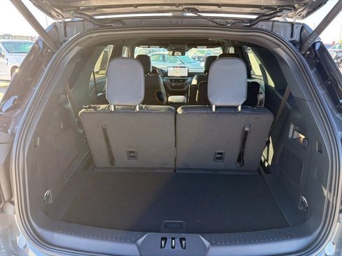 New 2026 Ford Explorer ST-Line w/ ST-Line Street Pack image 22