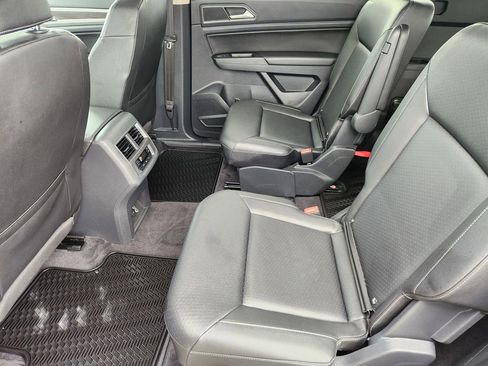 Used 2018 Volkswagen Atlas SE image 29