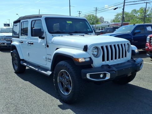 Used 2021 Jeep Wrangler Unlimited Sahara AWD/4WD image 1