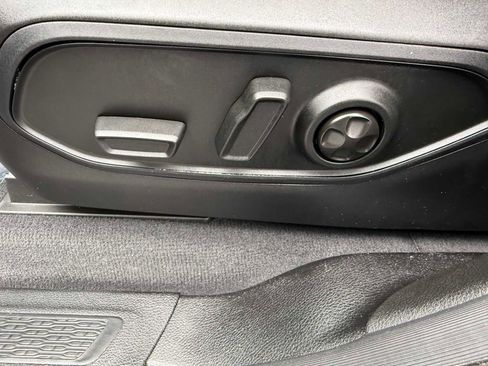 Used 2024 Jeep Grand Cherokee Limited image 15