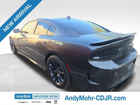 Used 2022 Dodge Charger Scat Pack RWD image 4