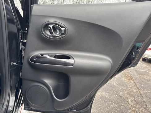 Used 2015 Nissan Juke NISMO RS image 26