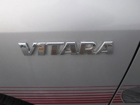 Used 2000 Suzuki Vitara JLX image 36