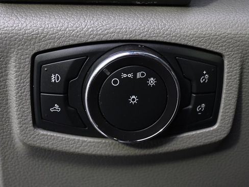 Used 2018 Ford F250 XLT w/ XLT Value Package image 24