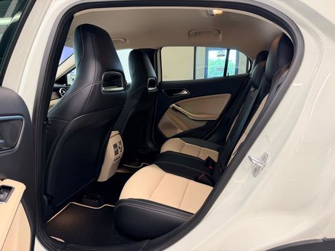 Used 2018 Mercedes-Benz GLA 250 4MATIC image 21