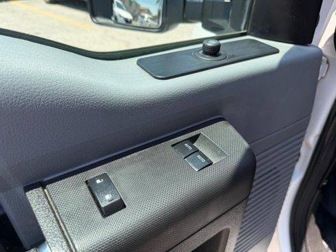 Used 2015 Ford F250 XL w/ Power Equipment Group RWD image 41
