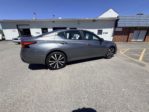 Used 2019 Nissan Altima 2.5 SR AWD/4WD image 13