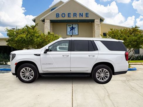 Used 2023 GMC Yukon SLT w/ Max Trailering Package AWD/4WD image 2
