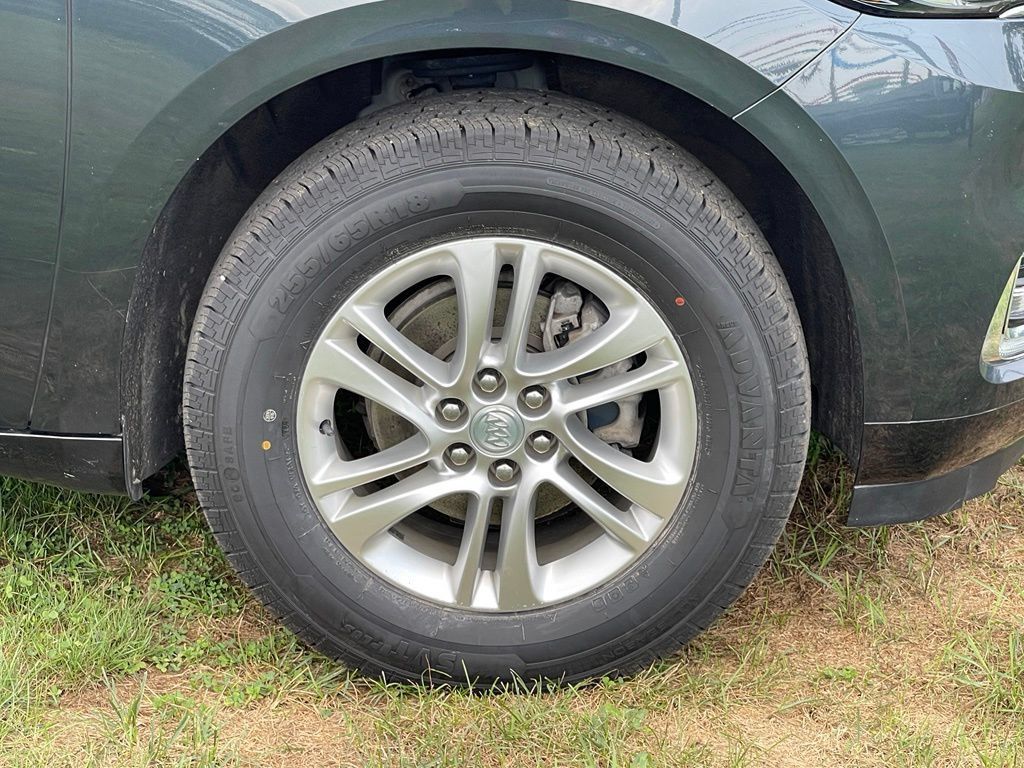 Used 2021 Buick Enclave Essence FWD image 9