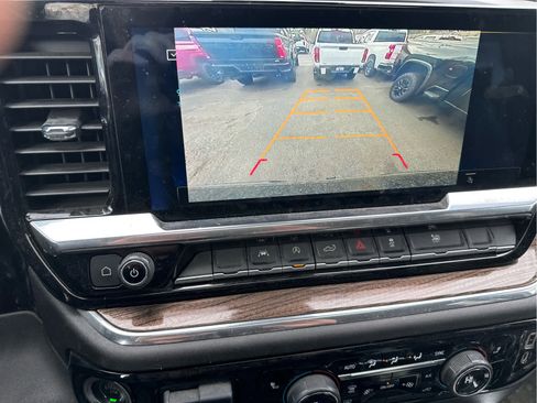 Used 2022 Chevrolet Silverado 1500 RST w/ Rally Edition image 10