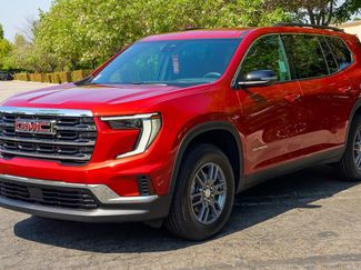 New 2025 GMC Acadia Elevation video 3