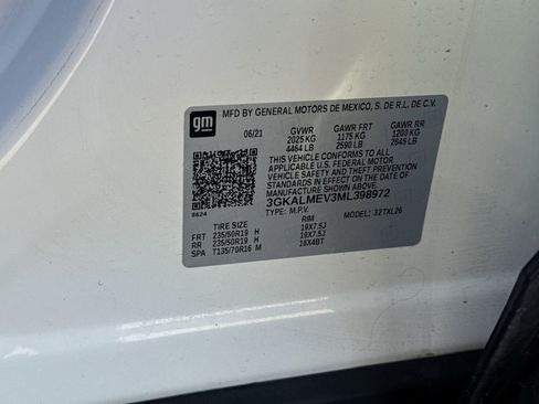 Used 2021 GMC Terrain SLE w/ Driver Convenience Package image 35