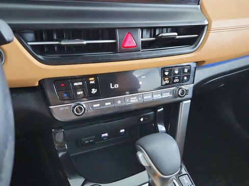 Used 2025 Kia Seltos EX w/ EX Sunroof Package AWD/4WD image 33