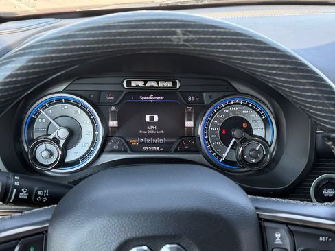 Used 2019 RAM 1500 Limited AWD/4WD image 37
