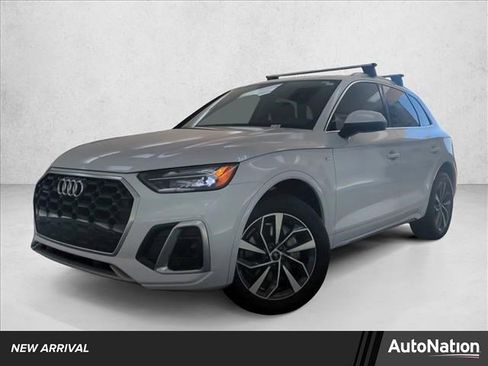 Used 2023 Audi Q5 2.0T Premium w/ Convenience Package AWD/4WD image 1